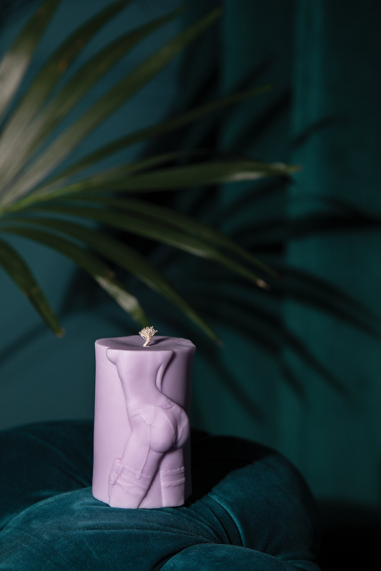 Pillar with Woman’s Body Shape Candle